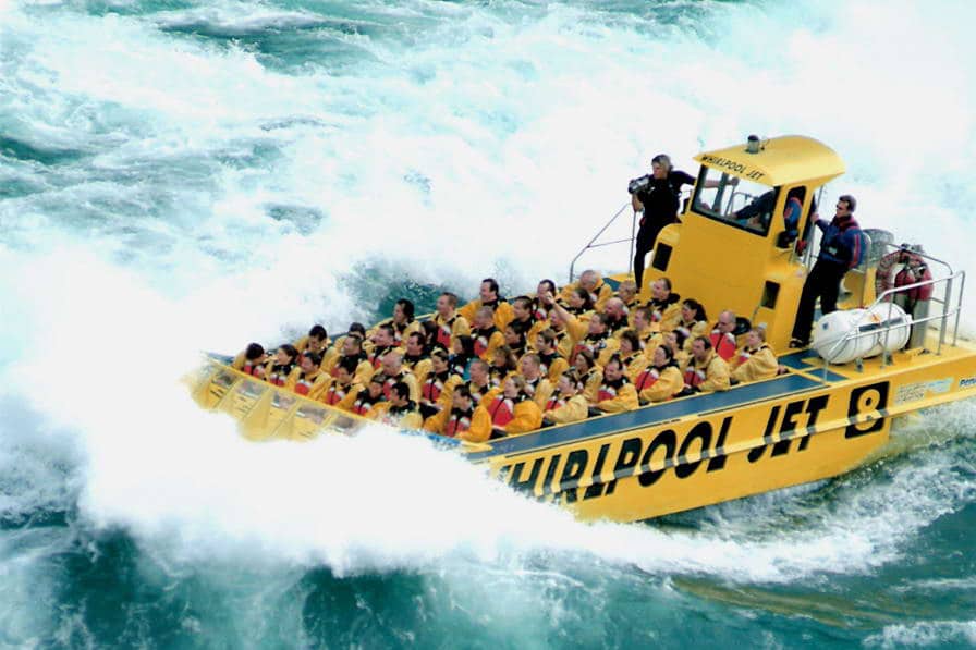 whirlpool jet ship at the niagara falls